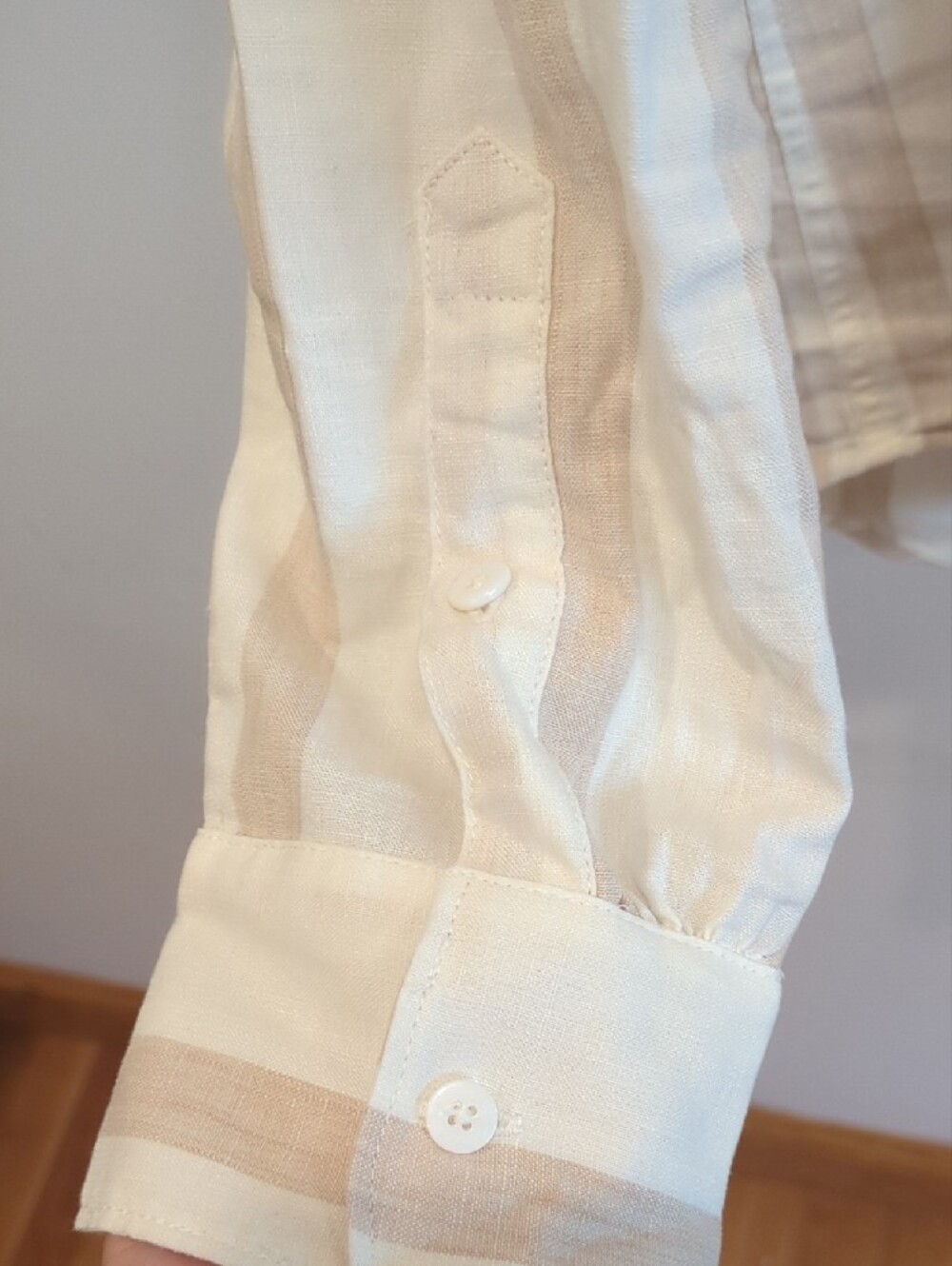 Coastal Minimalist Preppy Boho Faherty White Cream Stripe Linen Button Up Large - Picture 5 of 7